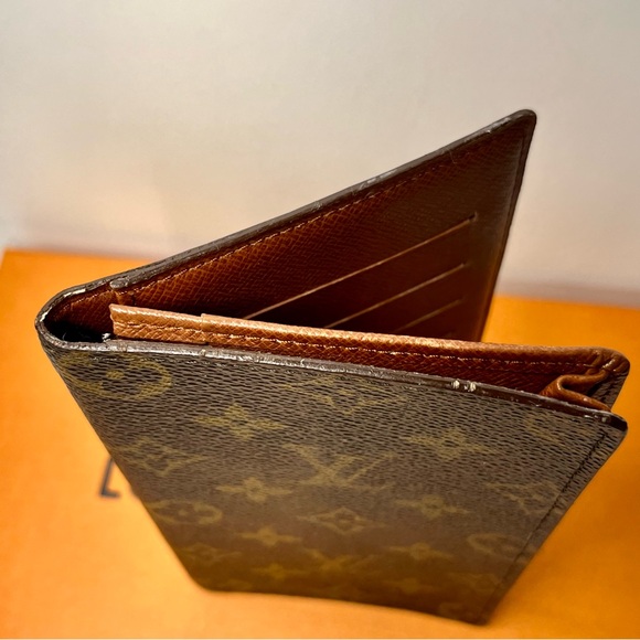 Authentic Louis Vuitton check,cash,card monogram canvas wallet Unisex - Picture 5 of 10
